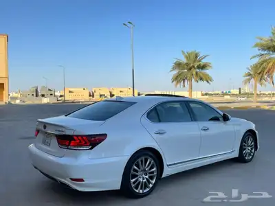 لكزس LS600HL هايبرد عداد 61الف فقط 12