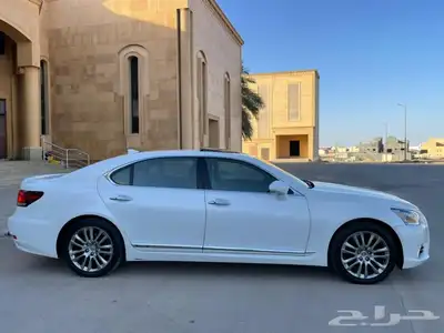 لكزس LS600HL هايبرد عداد 61الف فقط 13