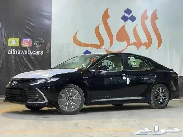 كامري هايبرد GLE 2024 فتحة سقف سعودي لدى الثواب 0