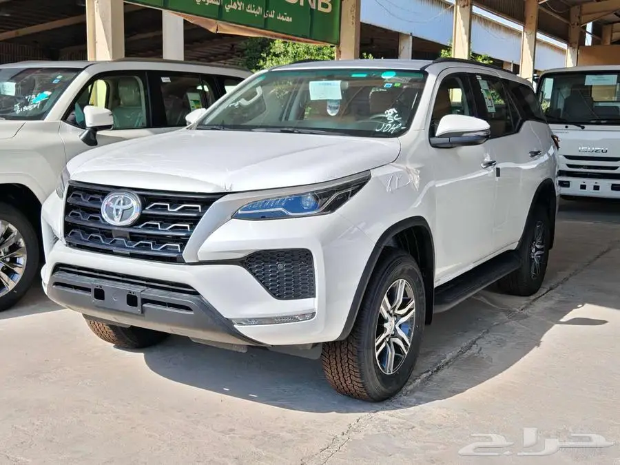 فورتشنر GX2 4X4 بنزين. 2025 دبل 125.000 كاش 1