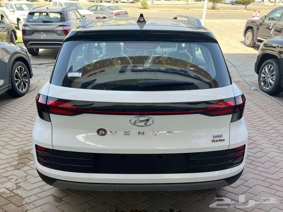 عرض خاص هينداي فينو 2023 كاش 8