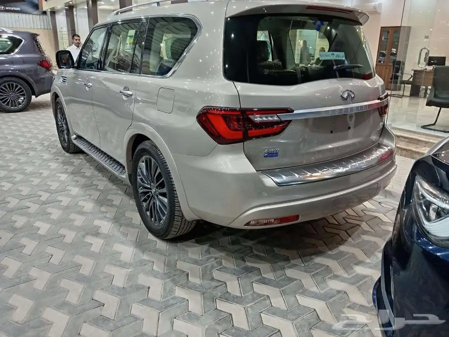 انفينتي QX80 2023 ضمان الناغي 1