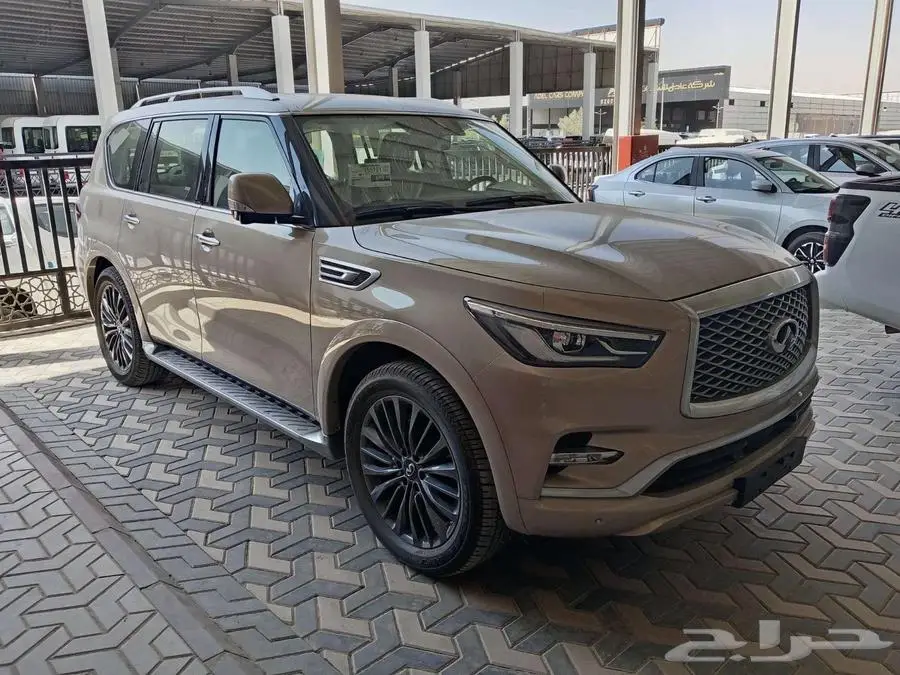 انفينتي QX80 2023 ضمان الناغي 17