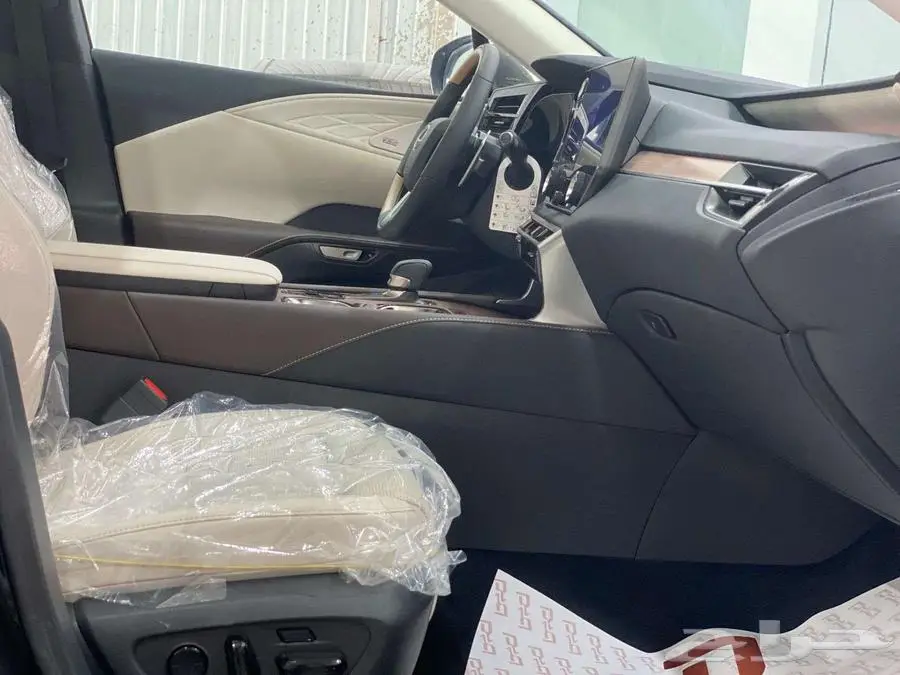 لكزس RX 350 BH فل هايبرد 2024 (سماعات مارك ليفنسون ) 19