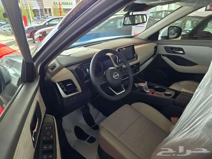 نيسان اكس تريل 2025 متاح S SV SV 2