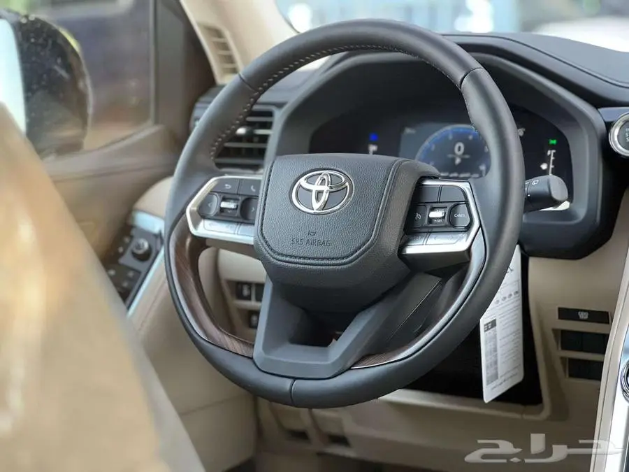 لاندكروزر GXR L4 جلد ابواب شفط (بريمي) 2025 كاش واقساط 9