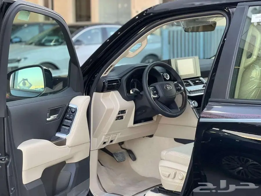 لاندكروزر GXR L4 جلد ابواب شفط (بريمي) 2025 كاش واقساط 5