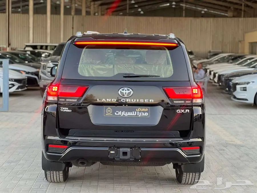 لاندكروزر GXR L4 جلد ابواب شفط (بريمي) 2025 كاش واقساط 2