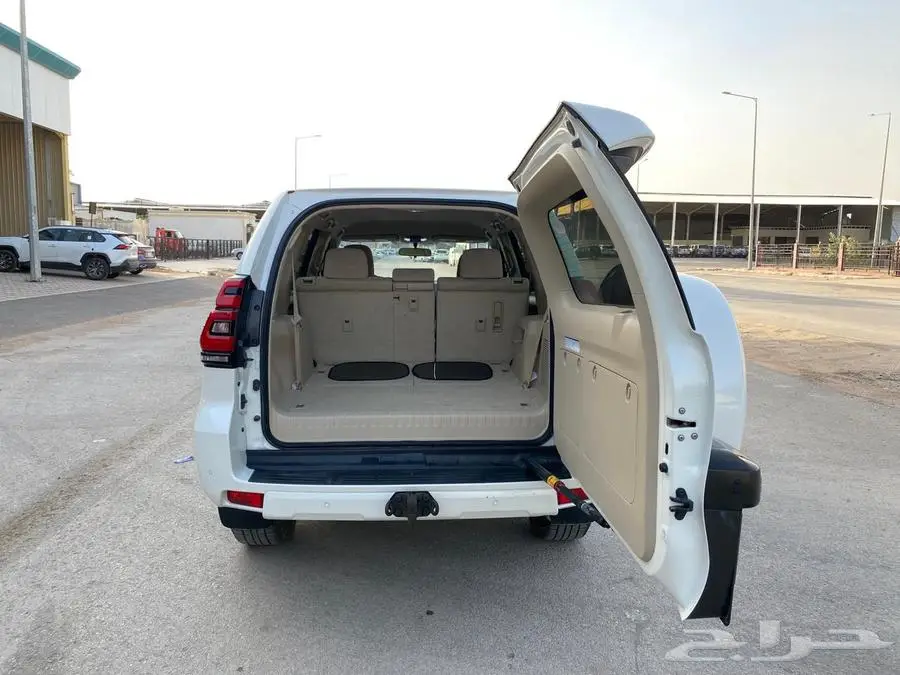 تويوتا برادو 2020 TX-L 10