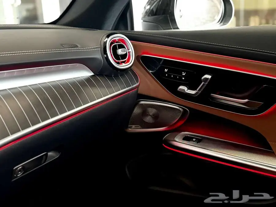 مرسيدس بنز الفئة CLE 450 Coupe موديل 2024 23