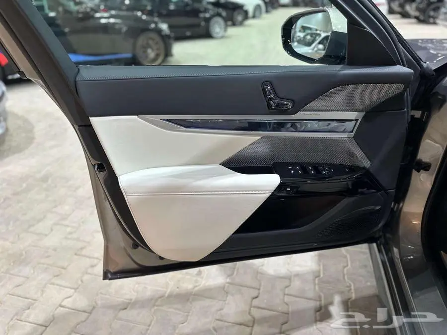 بي ام دبليو 735i_ 2026_ ضمان __وصيانة مجاني___( مباع ) 8