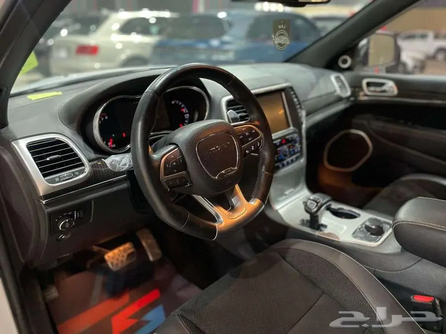 جيب شروكي SRT 7