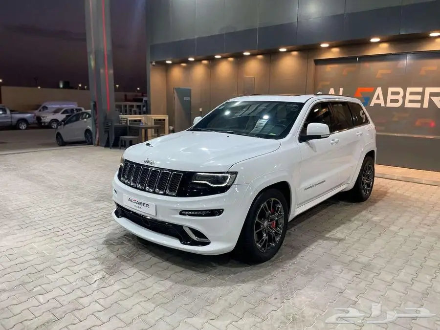 جيب شروكي SRT 0