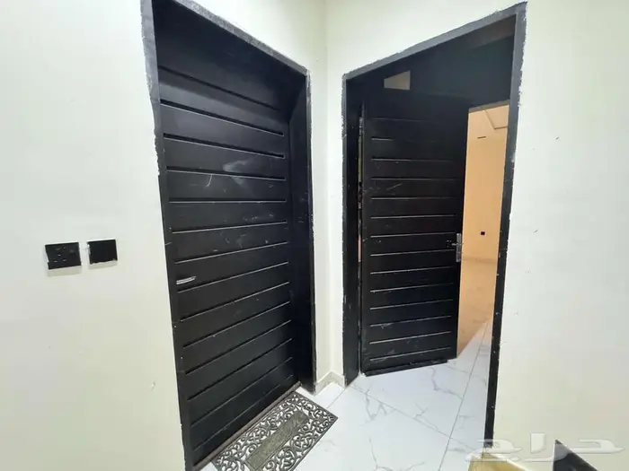 دور من 6 غرف و 5 حمامات في بدر للإيجار ب 36000 سنوي 11