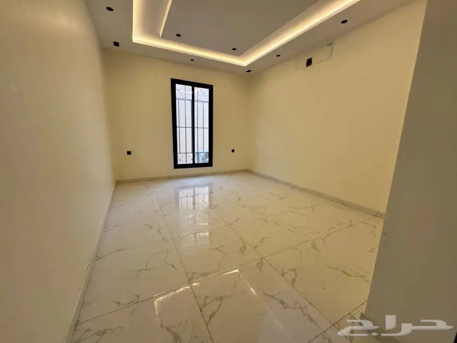 دور من 6 غرف و 5 حمامات في بدر للإيجار ب 36000 سنوي 8
