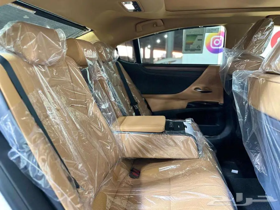 لكزس CC ES350 موديل 2025 بالنقد والتقسيط 14
