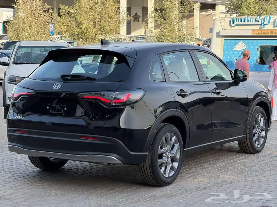 هوندا ZR-V استاندر 2025 13