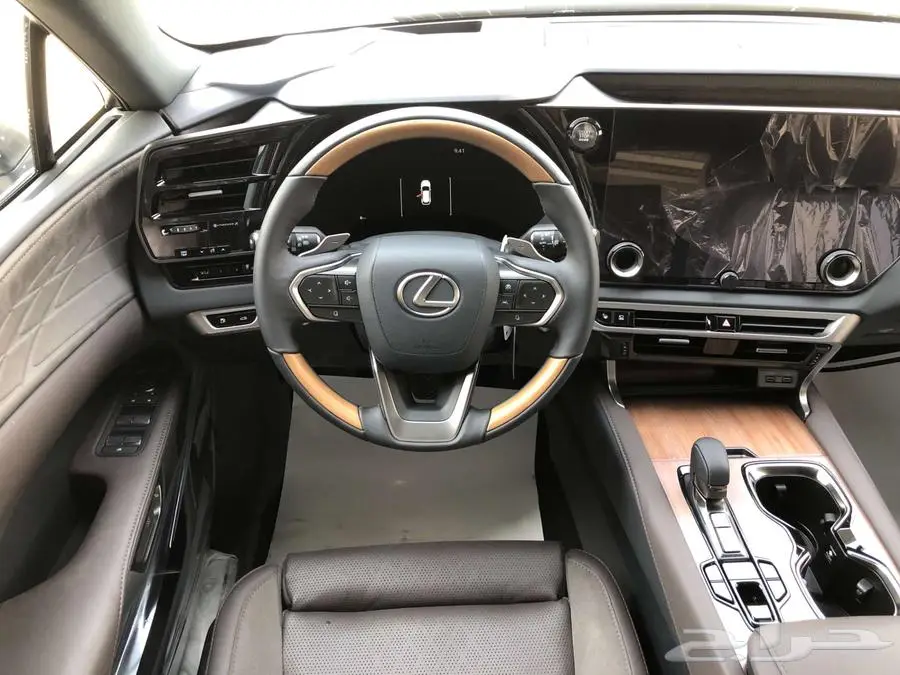 لكزس RX350 BB 2025 تيتانيوم داخلي بني -ابيض داخلي بني سعودي 19
