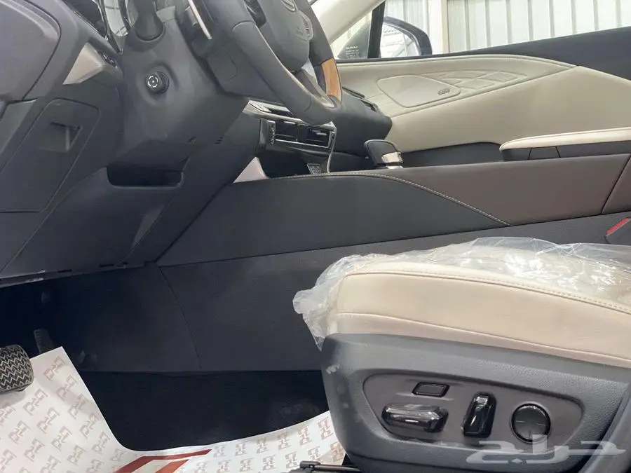 لكزس RX 350 BH فل هايبرد 2024 (سماعات مارك ليفنسون ) 17