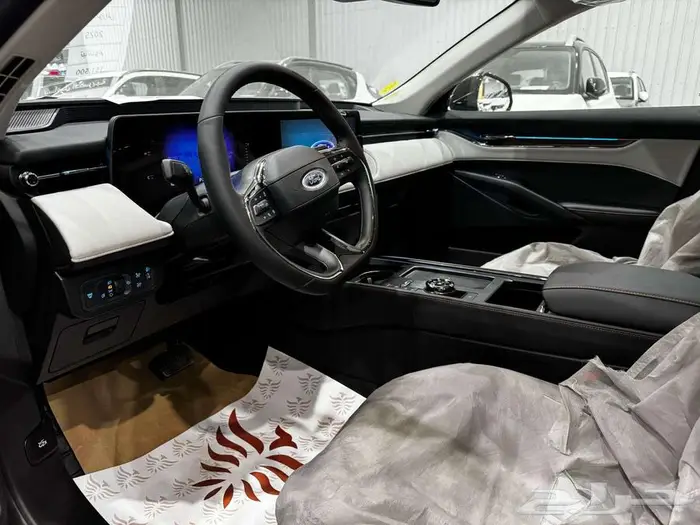 فورد تورس تيتانيوم وترند وامبيانتي 2025 17