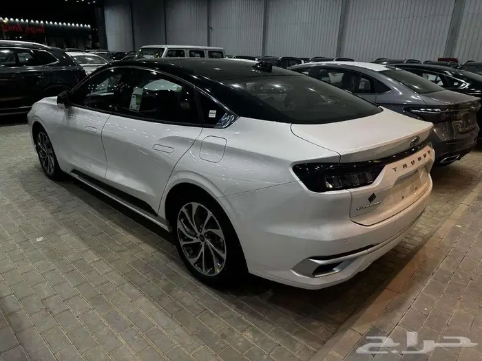 فورد تورس تيتانيوم وترند وامبيانتي 2025 24