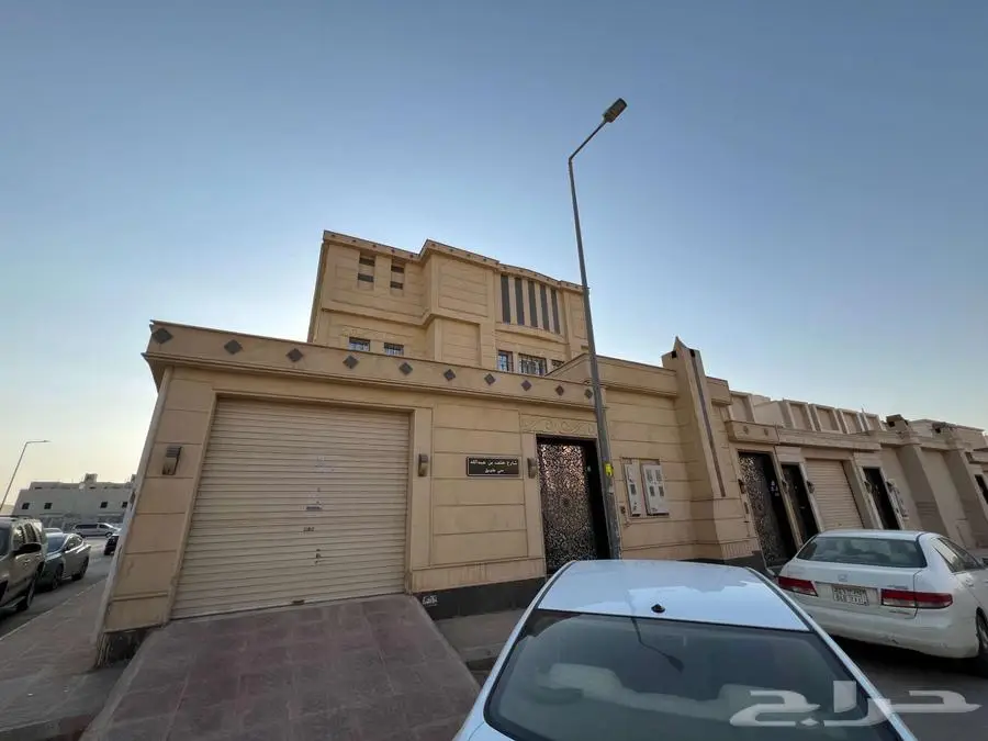 فيلا مؤثثة دورين وملحق للايجار طويق حي الموسى 8