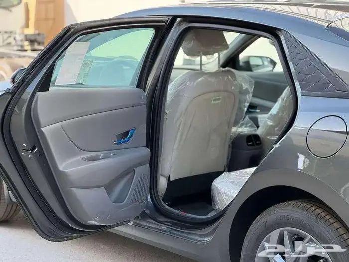 هيونداي ألنترا سمارت 1.6 كوري 2025 رصاصي لماع 18