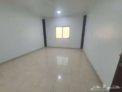 شقه بحي النور موقع متميز بسعر 400 الف 4