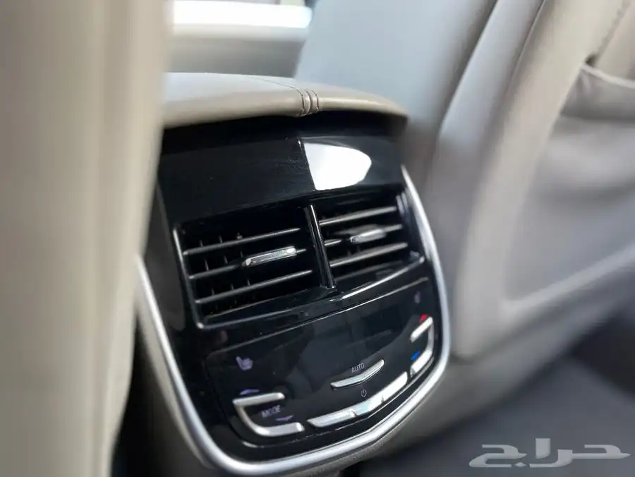 كاديلاك XTS-4 2016 ( Vsport platinum مخزن ) 39