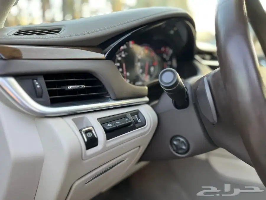 كاديلاك XTS-4 2016 ( Vsport platinum مخزن ) 28