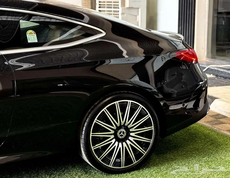 مرسيدس بنز الفئة CLE 450 Coupe موديل 2024 6