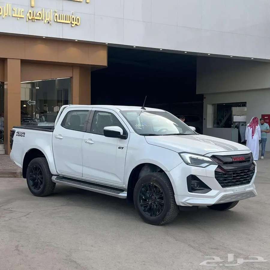 اسوزو ديماكس غمارتين جي تي 2025 0
