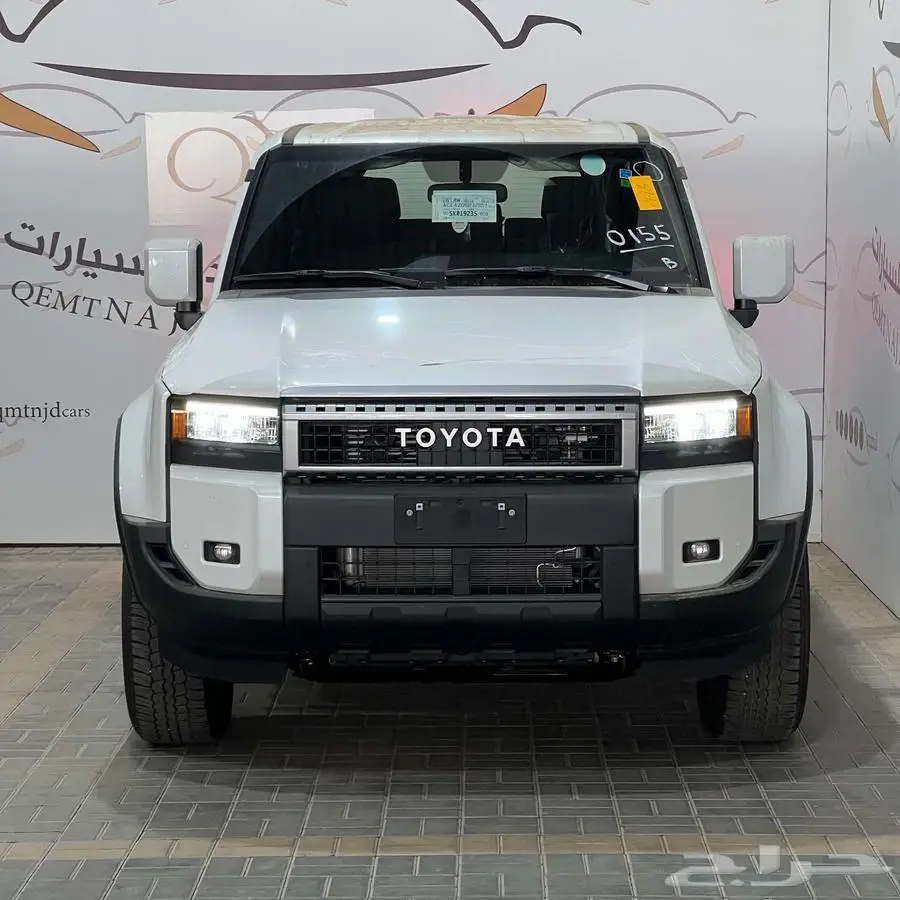 تويوتا لاندكروزر برادو TXL1 بنزين دبل 2025 1