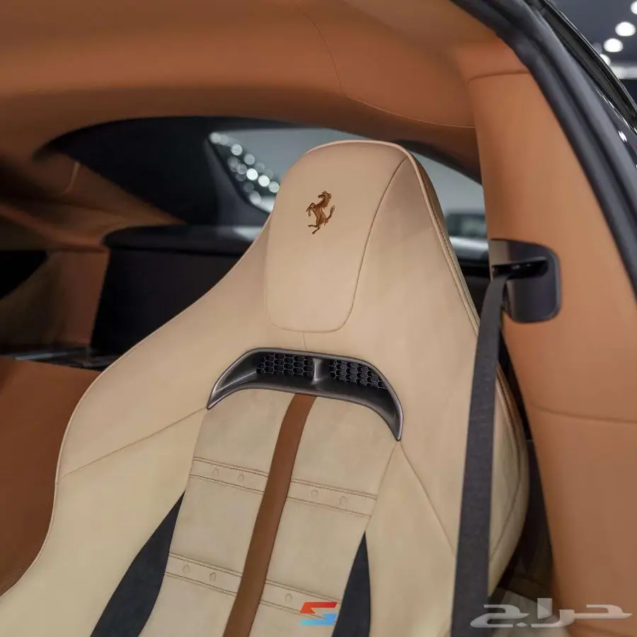 فيراري 12 سلندر موديل 2025 19