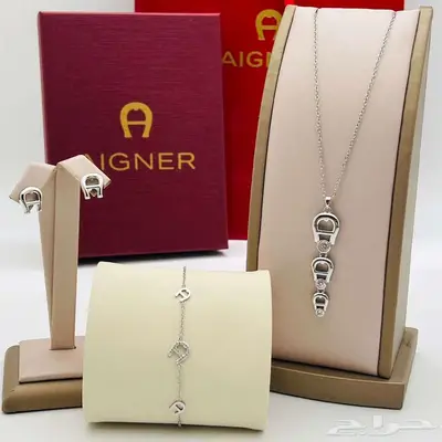 اكسسوارات هدايا نسائيه ماركات عالمية 36