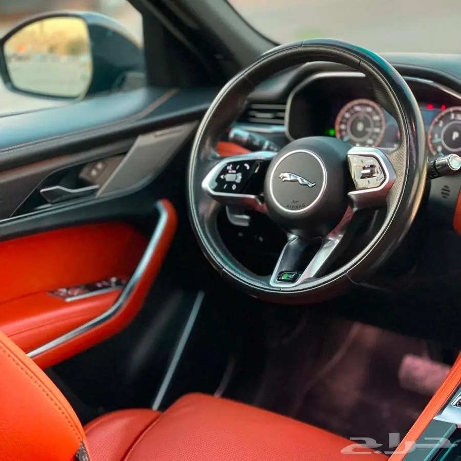 F-pace ( أعلى فئة ) وكالة 21