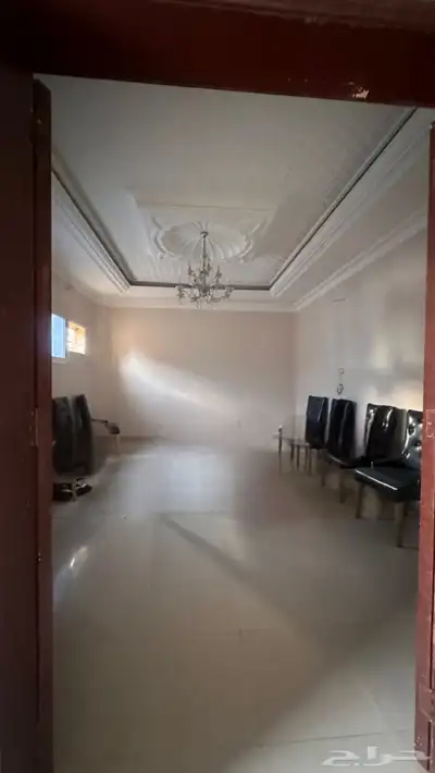 فلة بحي النهضة بموقع جدا ممتاز 0