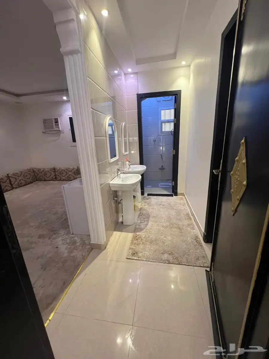 شقق عزاب للإيجار حي الحزم على ديراب 2