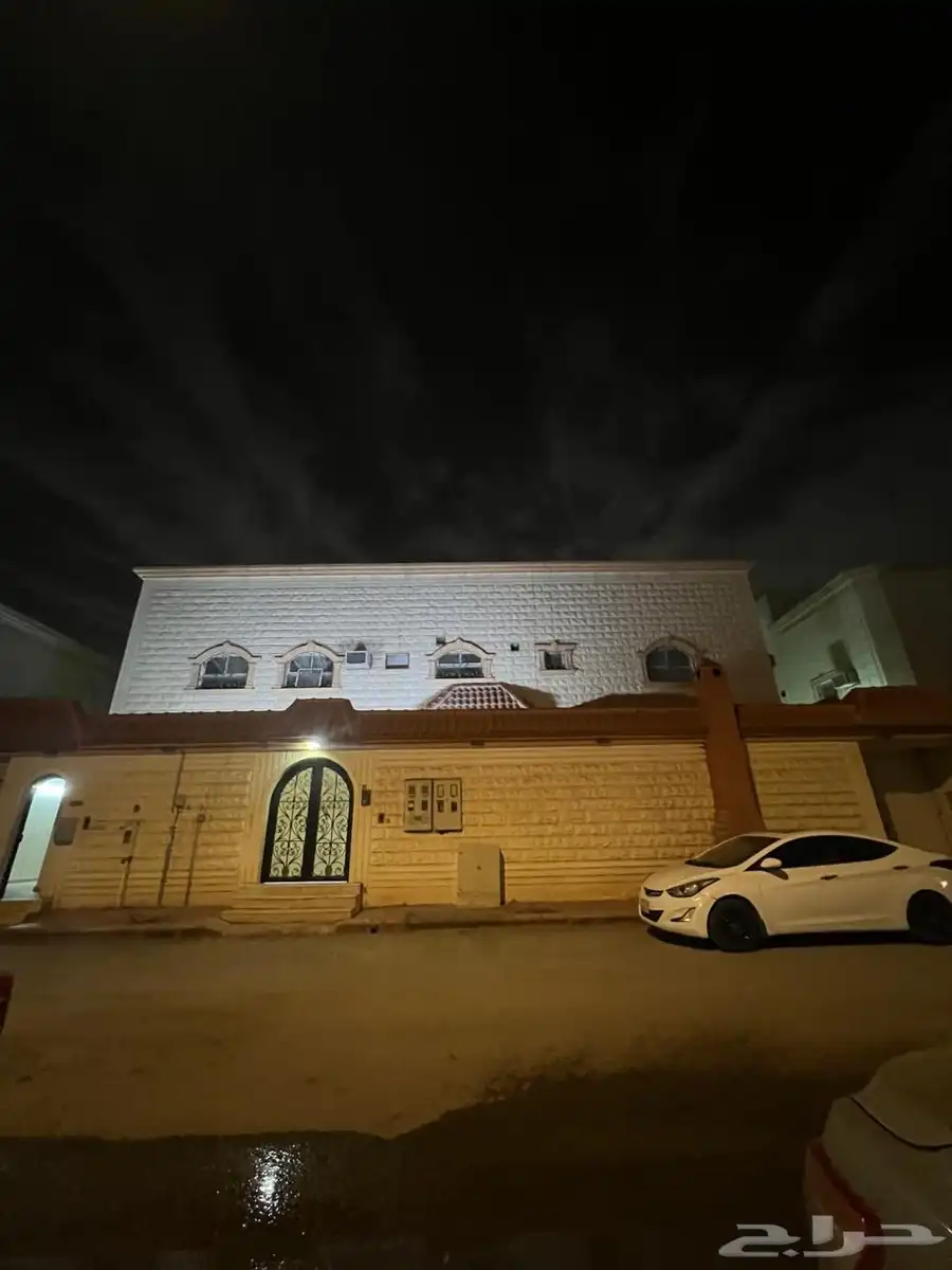 عمارة دور وأربع شقق في العزيزية للبيع 0