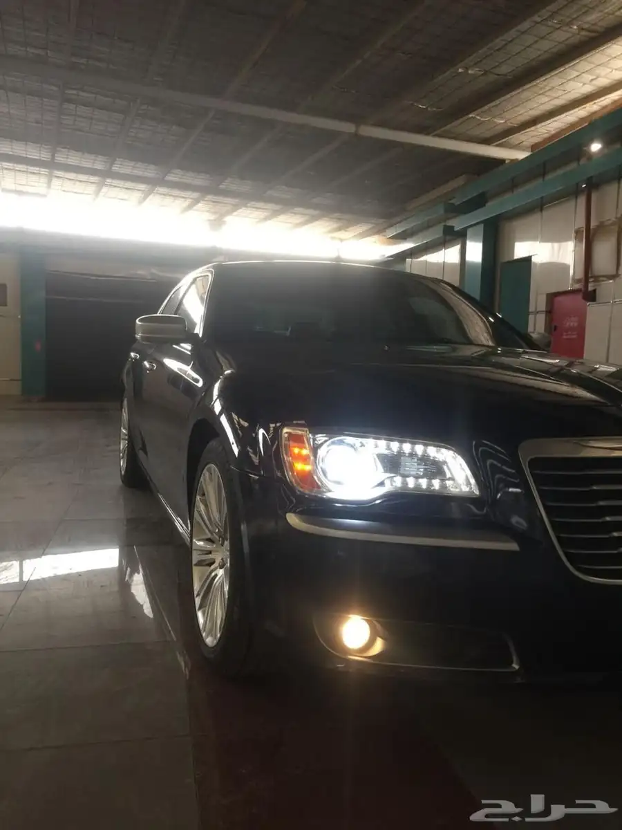 للبيع كرايزلر C300 فل كامل 2014 13