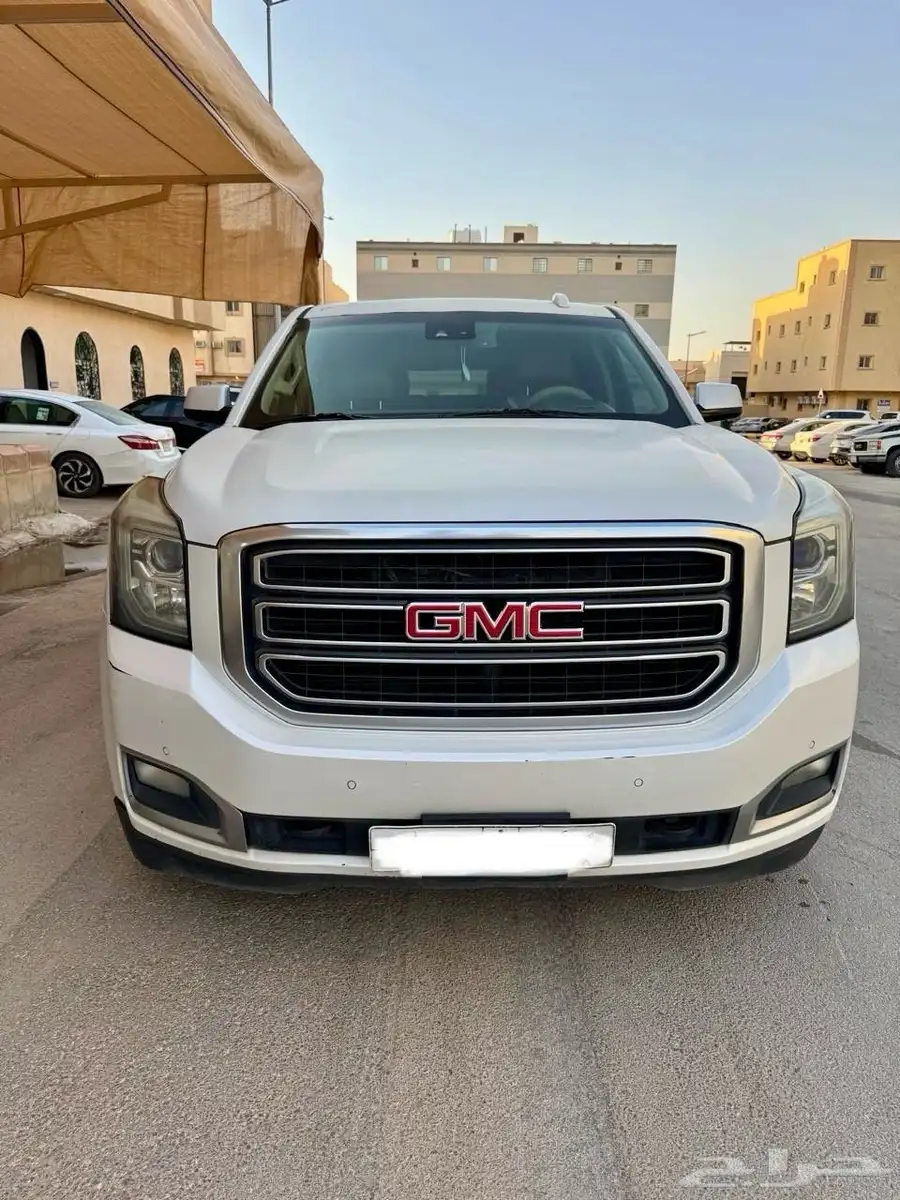 جمس يوكن فل كامل للبيع XL SLT طويل موديل 2017 GMC 6