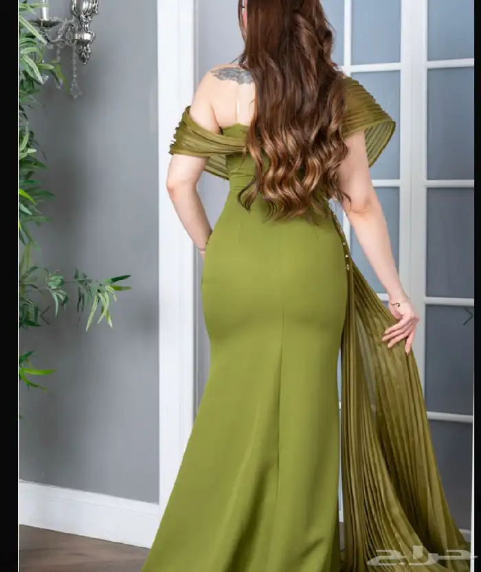 فستان للبيع ب 300 رابغ مقاس 18 1