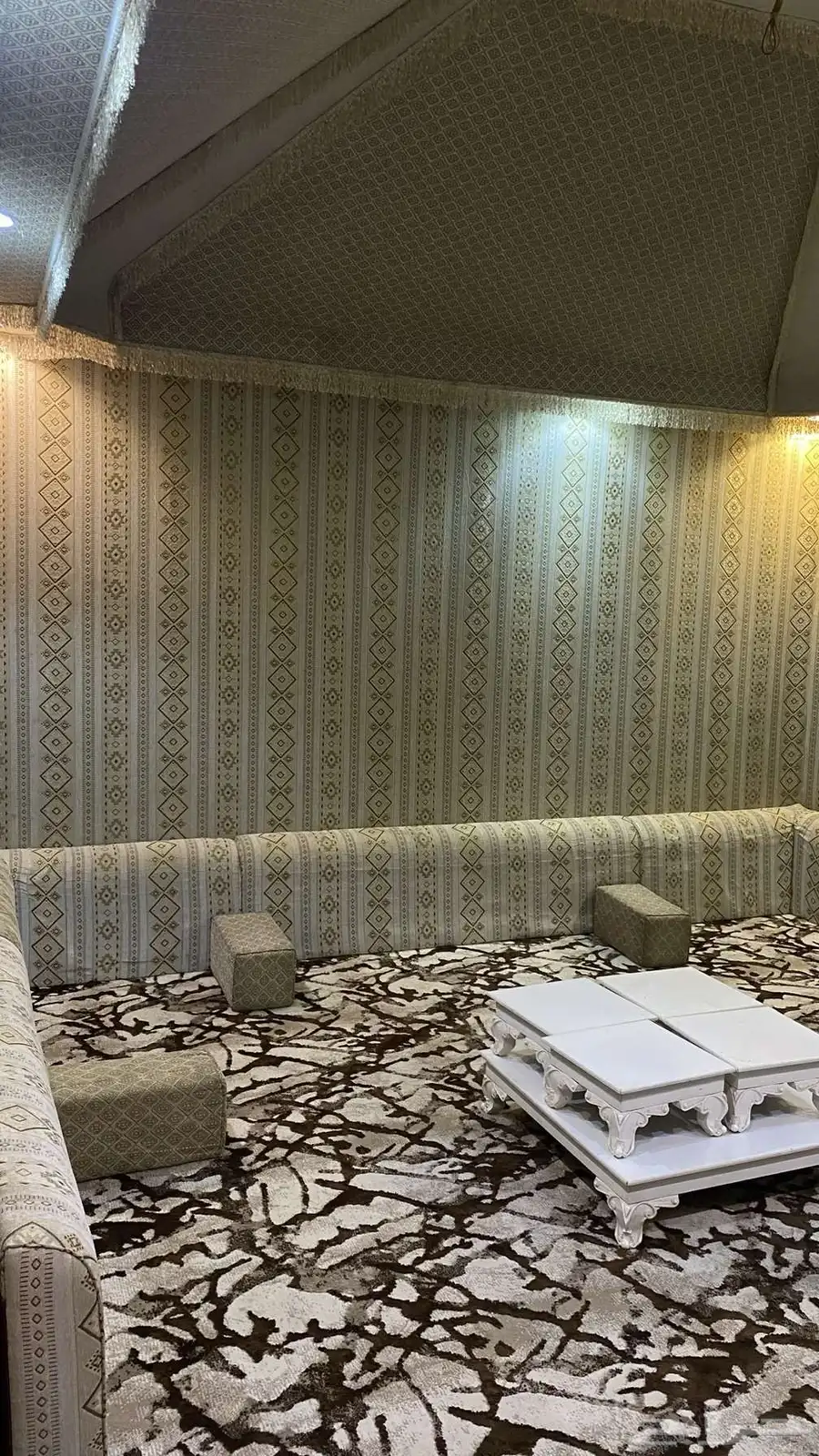 بيت شعر بكامل الاثاث 0