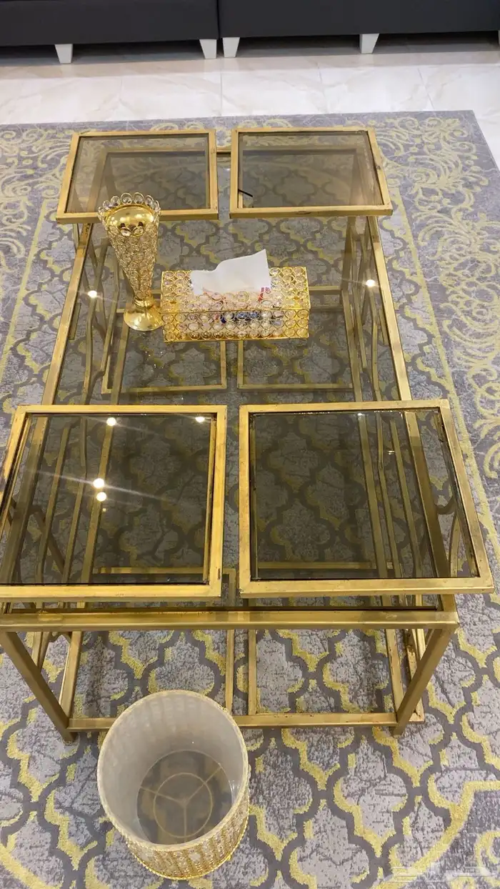 طاوله مع اربع كراسي خدمة 4