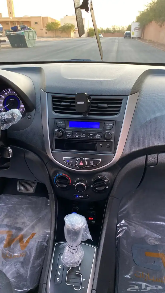 اكسنت ديزل 2018 1.6V تيربو للبيع 23