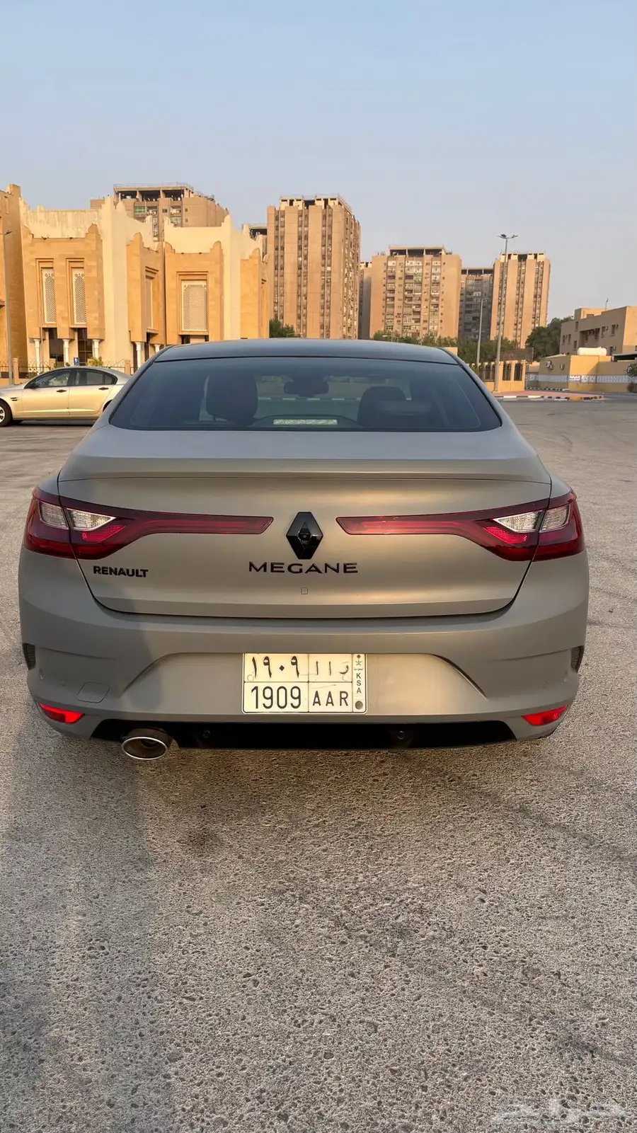 رينو ميغان فل كامل 2021 3