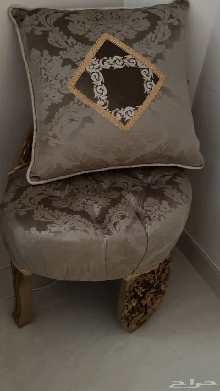 طقم كنب كلاسيك 1
