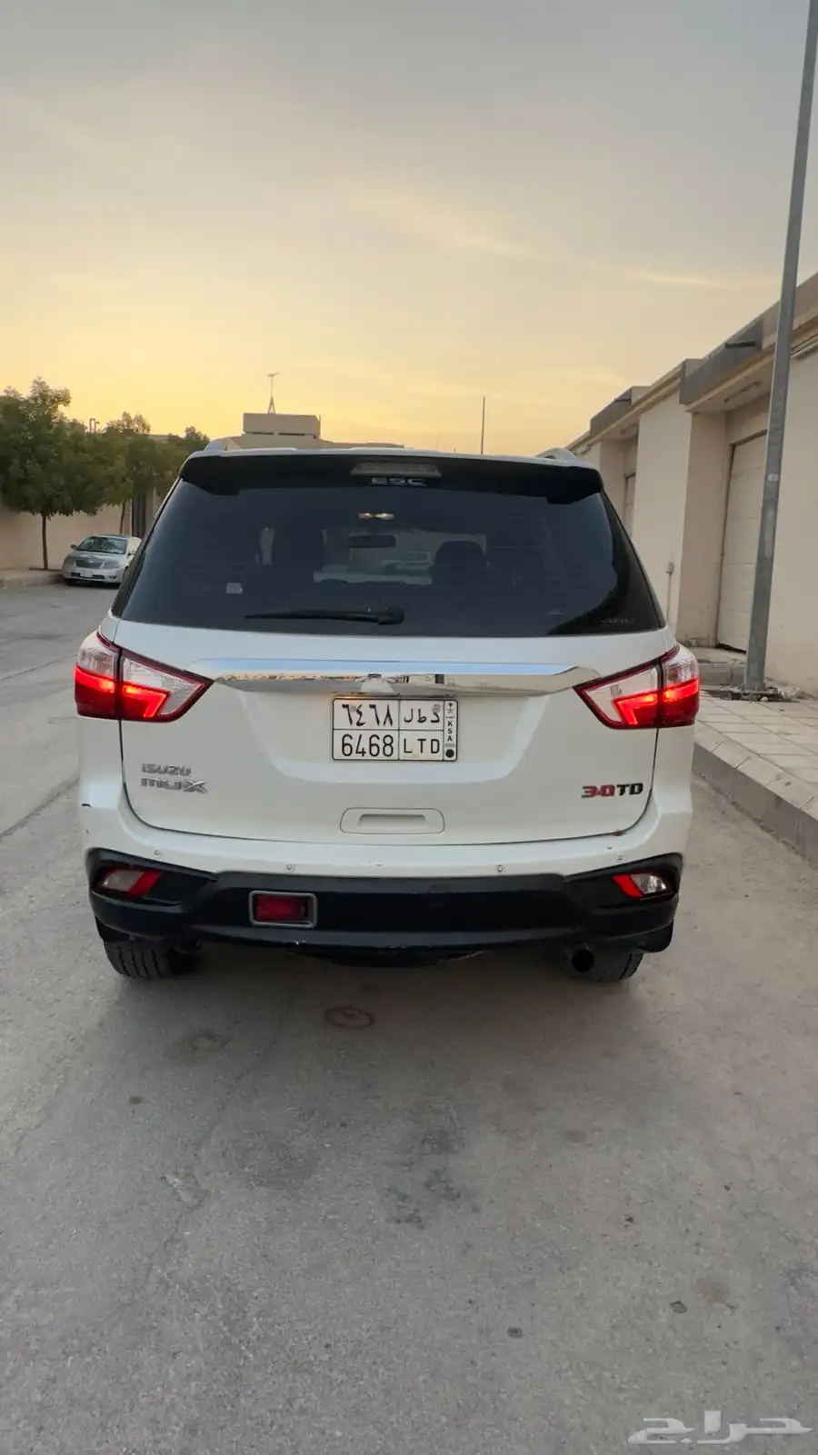 ايسوزو Mux ممشى قليل 2019 1