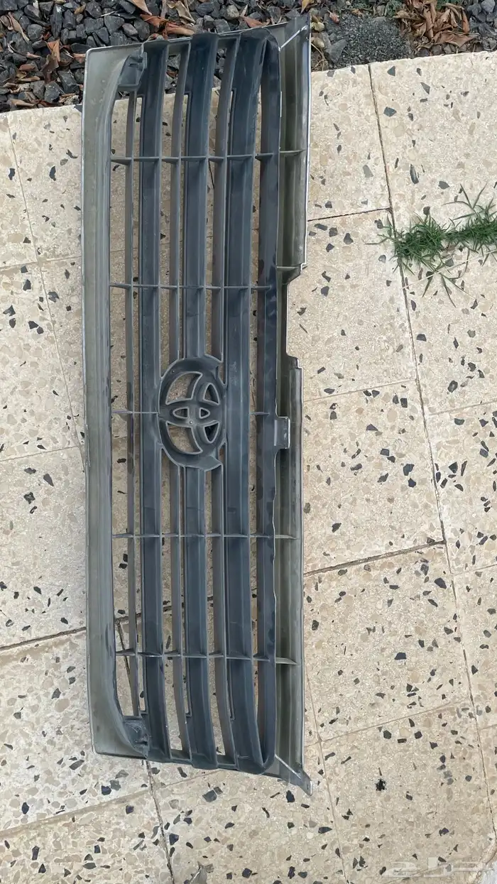 قطع غيار لاند كروزر 2003-2006 1