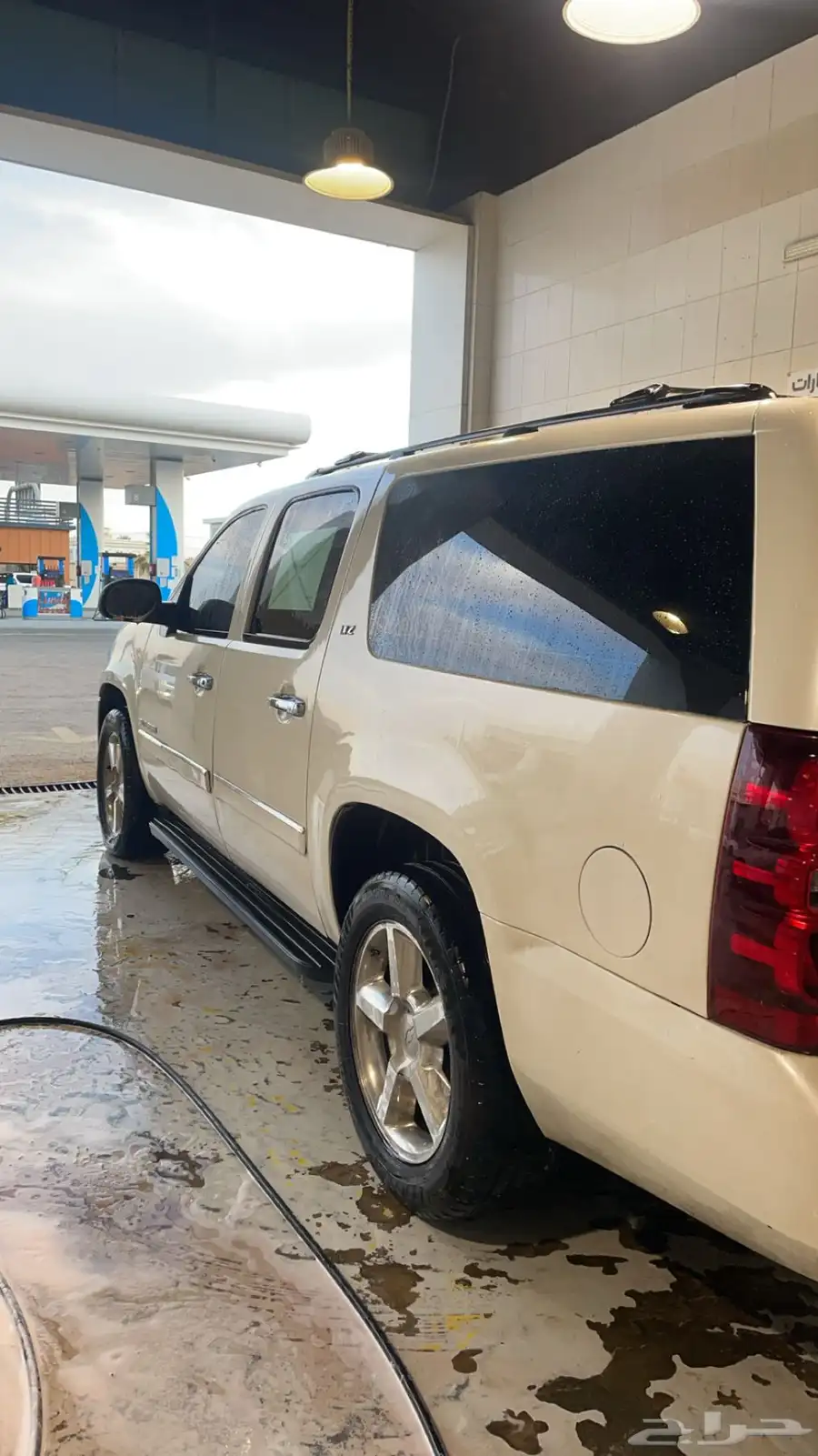 شيفورلية سوبربان LTZ 2007 ابيض لؤلؤي 38